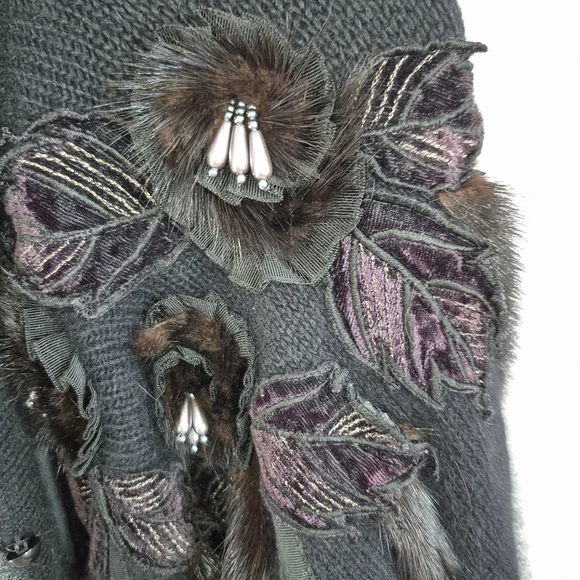 Stunning Angora Rabbit Fur Cardigan - Picture 4 of 6